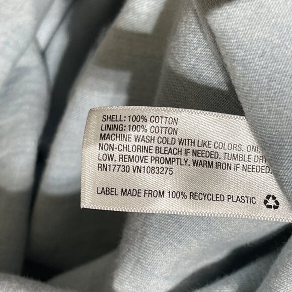 Universal Thread Chambray Shirt Light Wash Size M Medium Button Front Long Sleev - Picture 8 of 8